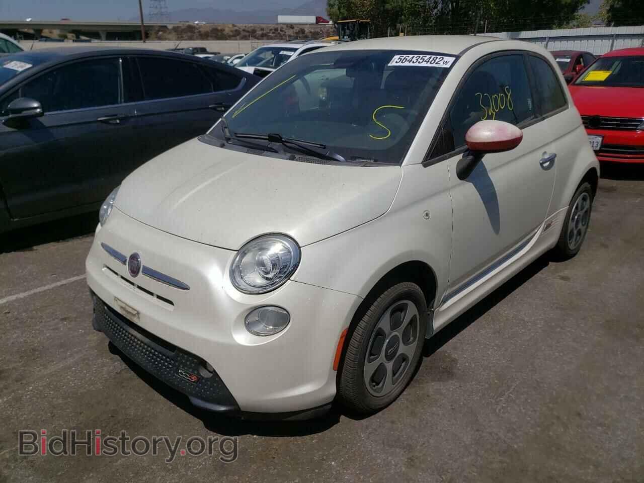 2015 FIAT 500 - VIN: 3C3CFFGE4FT503014 - Фото 2