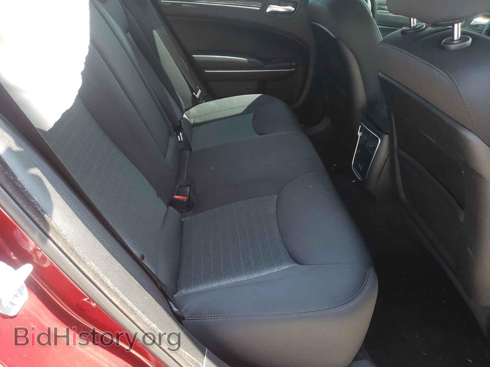 2018 CHRYSLER 300 - VIN: 2C3CCAAG5JH320521 - Фото 6