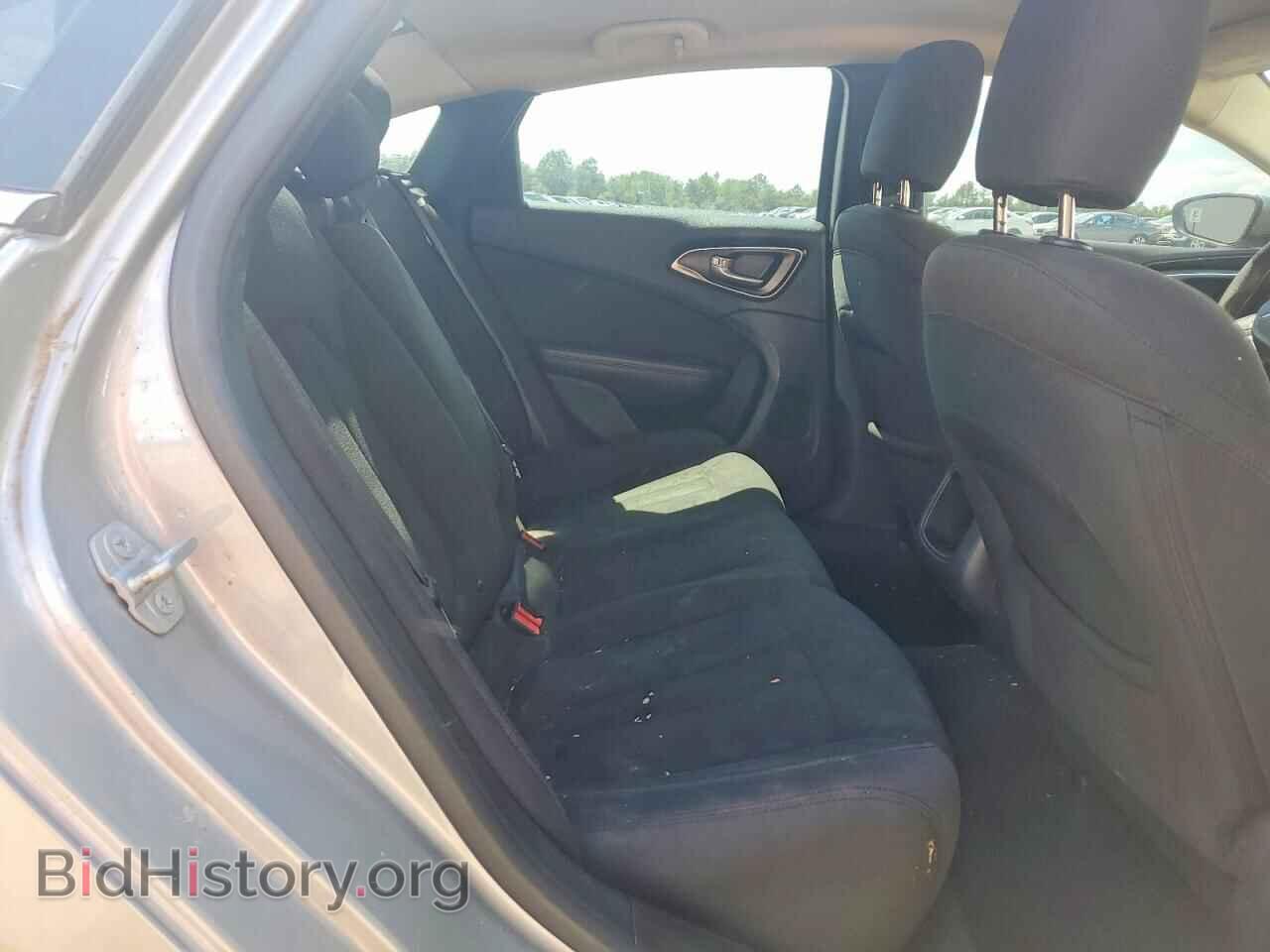 2015 CHRYSLER 200 - VIN: 1C3CCCAB0FN677569 - Фото 10