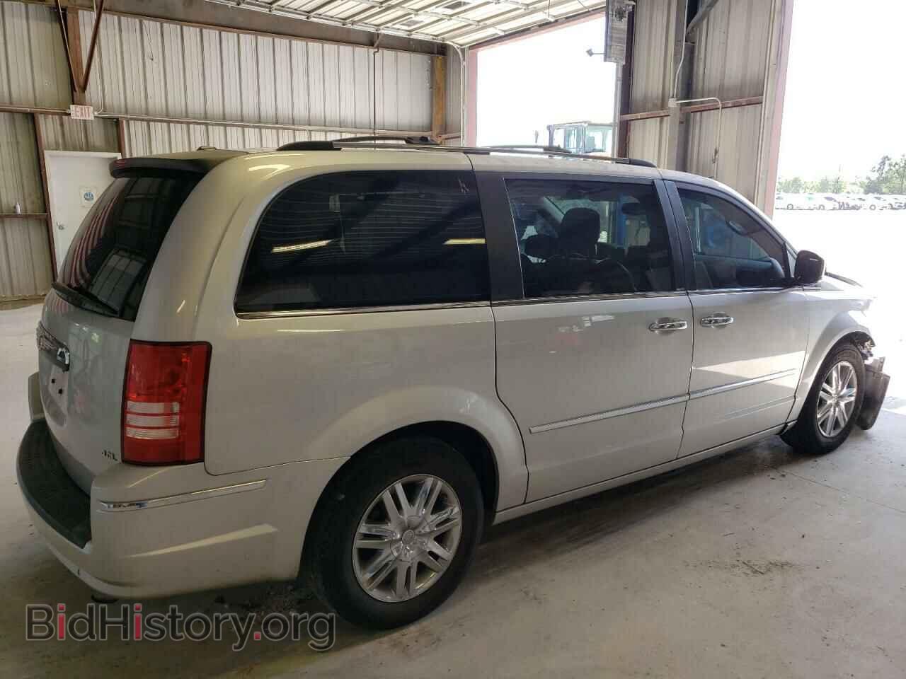 2008 CHRYSLER MINIVAN - VIN: 2A8HR64X88R688357 - Фото 3