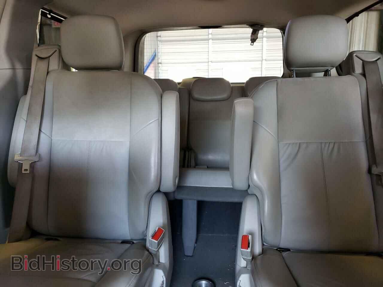 2008 CHRYSLER MINIVAN - VIN: 2A8HR64X88R688357 - Фото 10
