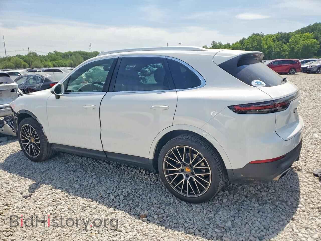 2019 PORSCHE CAYENNE - VIN: WP1AA2AY7KDA03618 - Photo 2