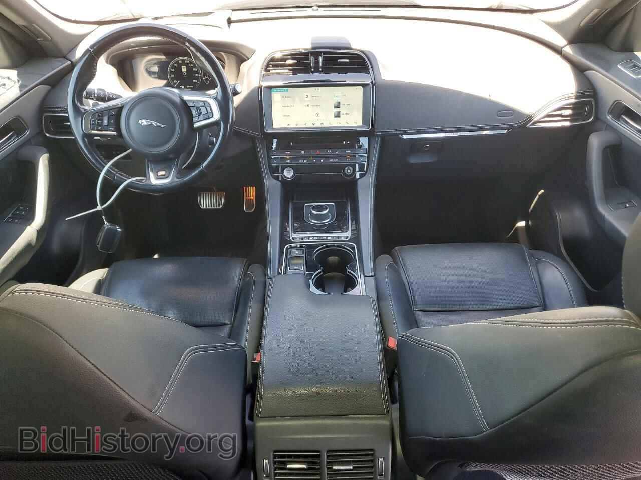 2017 JAGUAR F-PACE - VIN: SADCM2BV2HA885852 - Photo 8