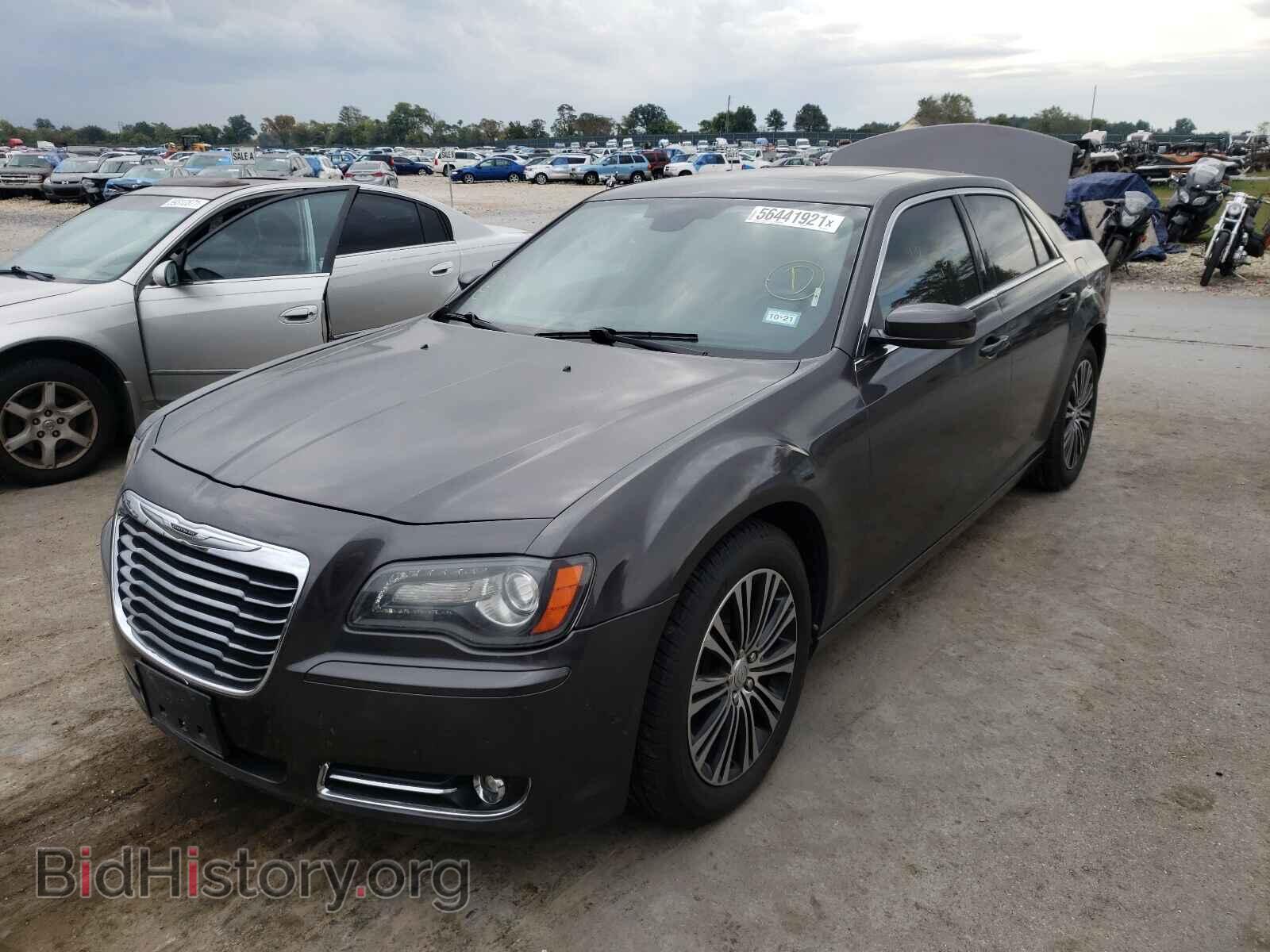 2013 CHRYSLER 300 - VIN: 2C3CCAGG1DH558779 - Фото 2