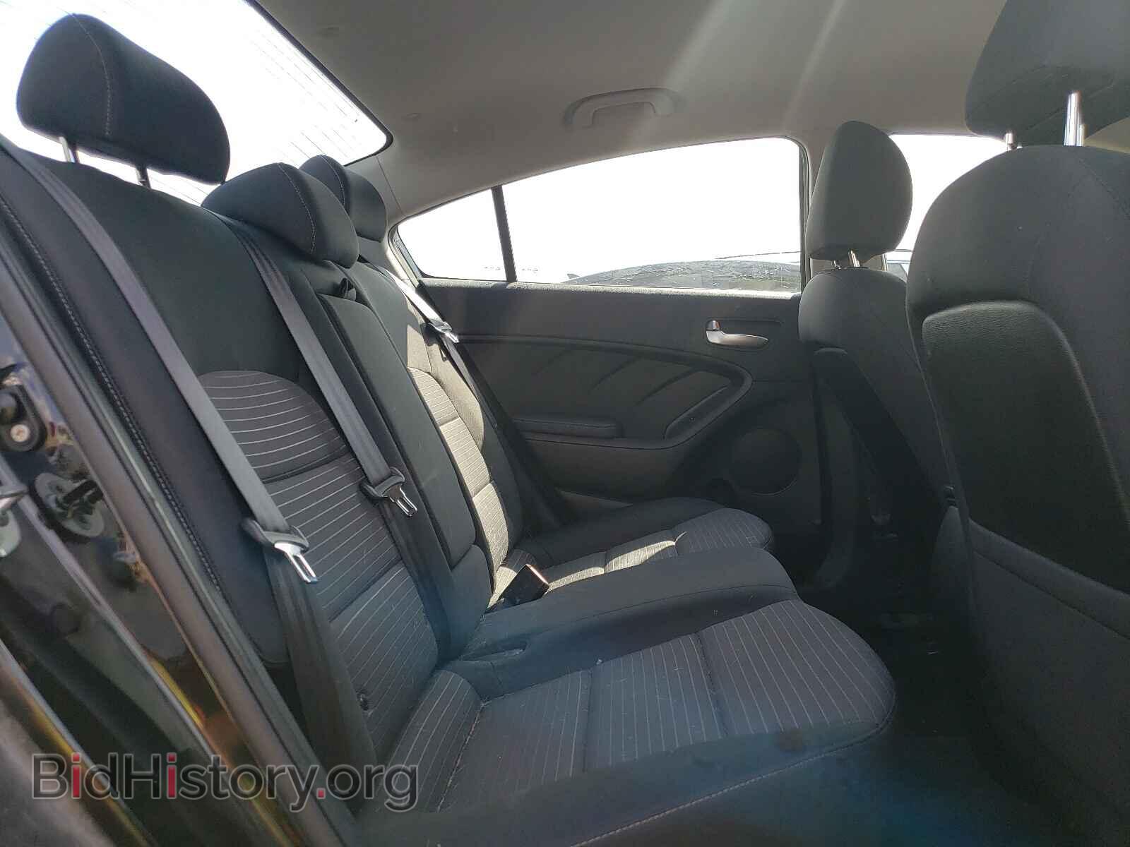 2017 KIA FORTE - VIN: 3KPFL4A78HE005762 - Photo 6