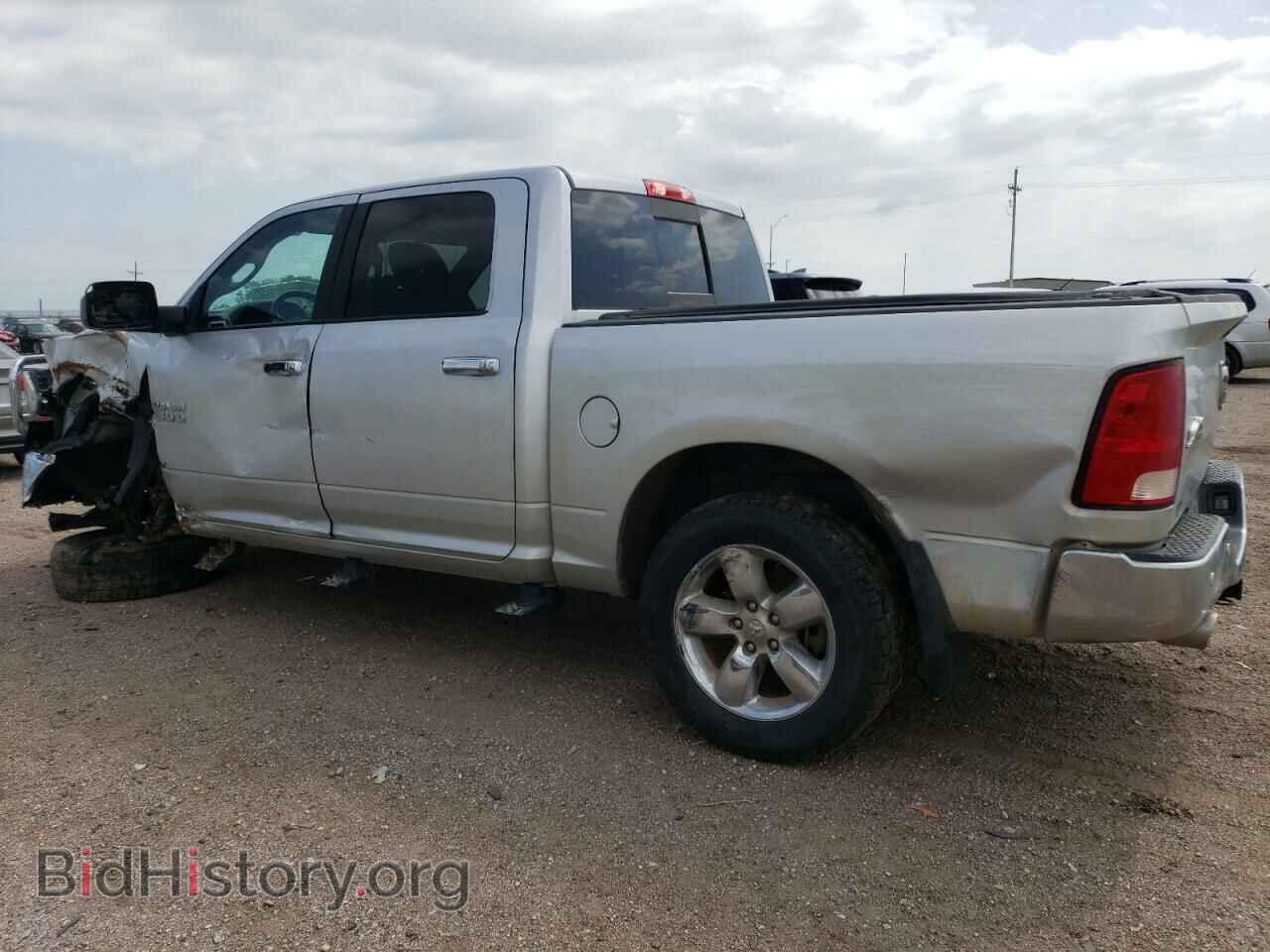 2018 RAM 1500 - VIN: 3C6RR7LT7JG235172 - Photo 2