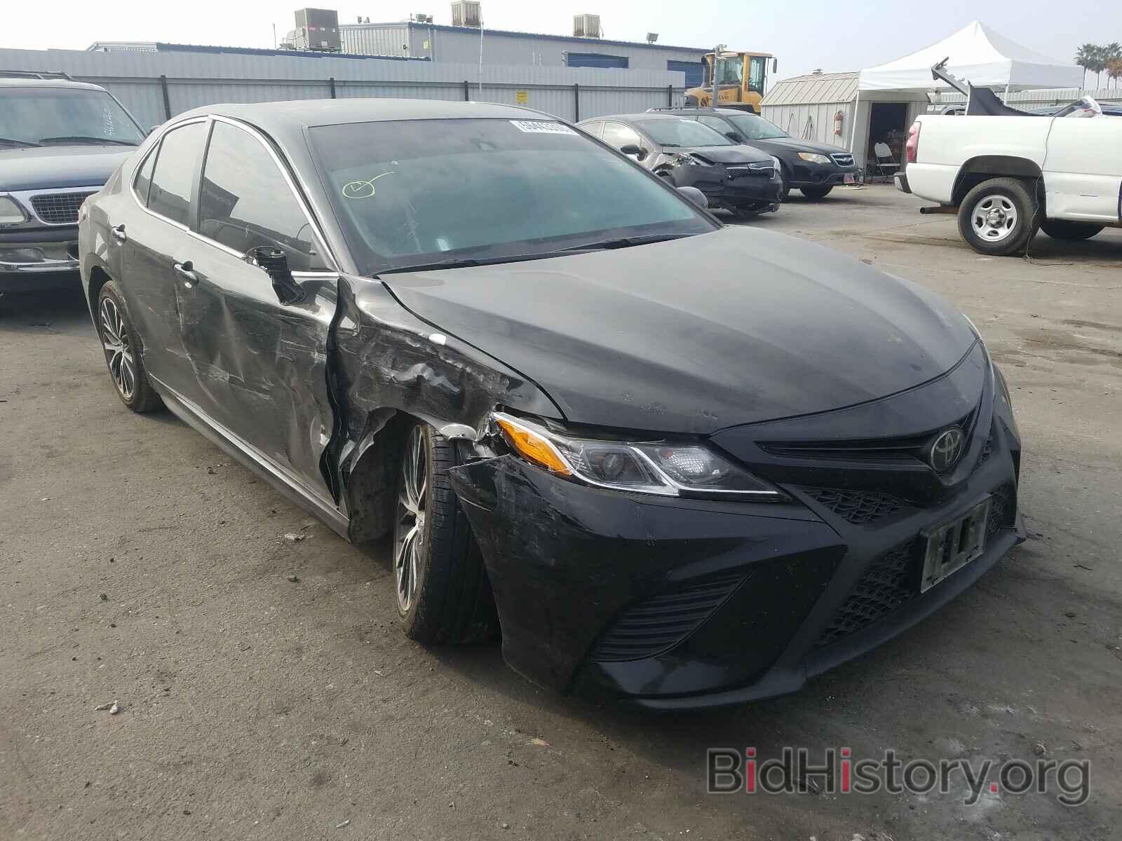 Фотография 4T1B11HKXJU581255 - TOYOTA CAMRY 2018