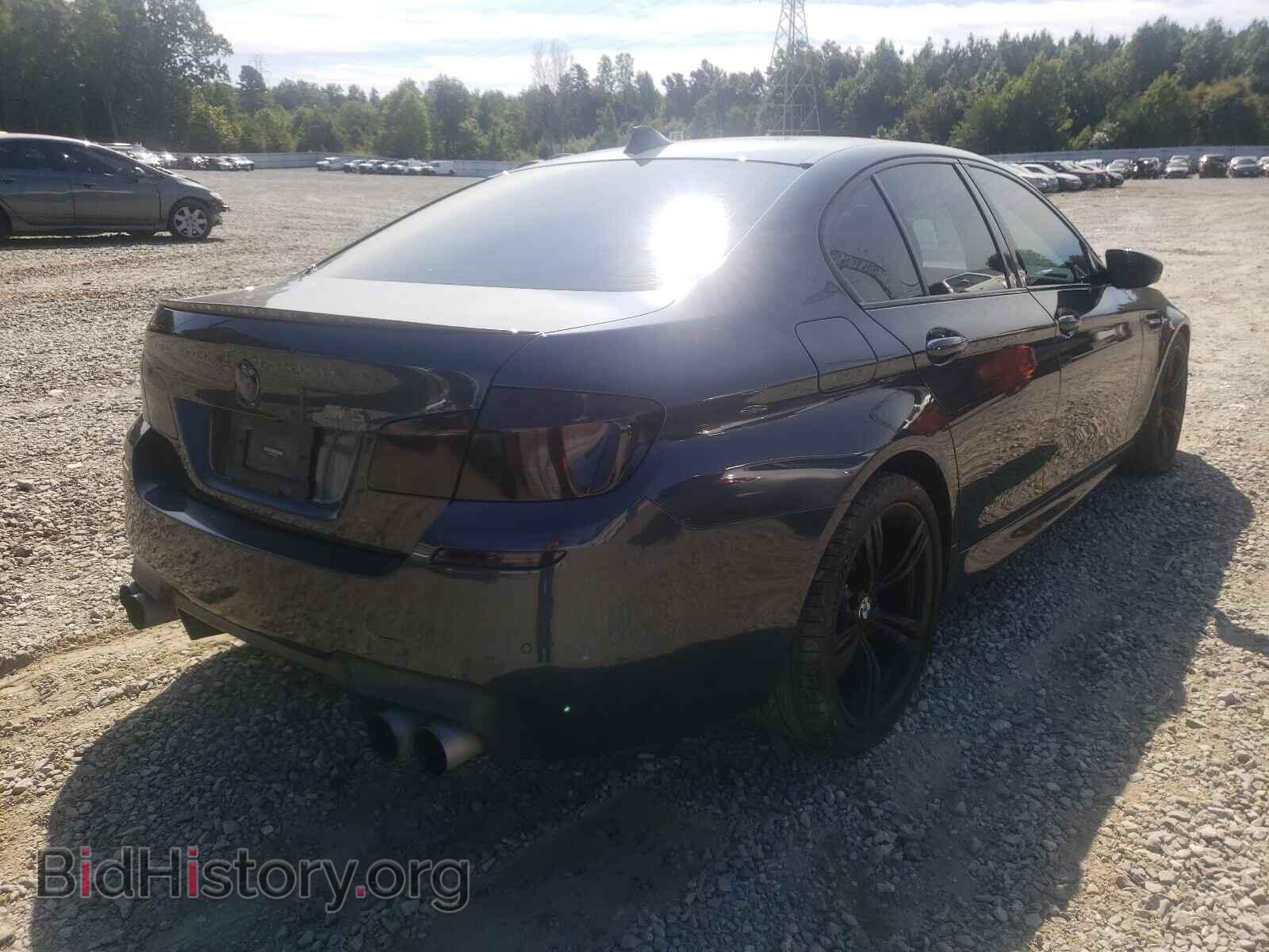 2014 BMW M5 - VIN: WBSFV9C5XED593320 - Фото 4