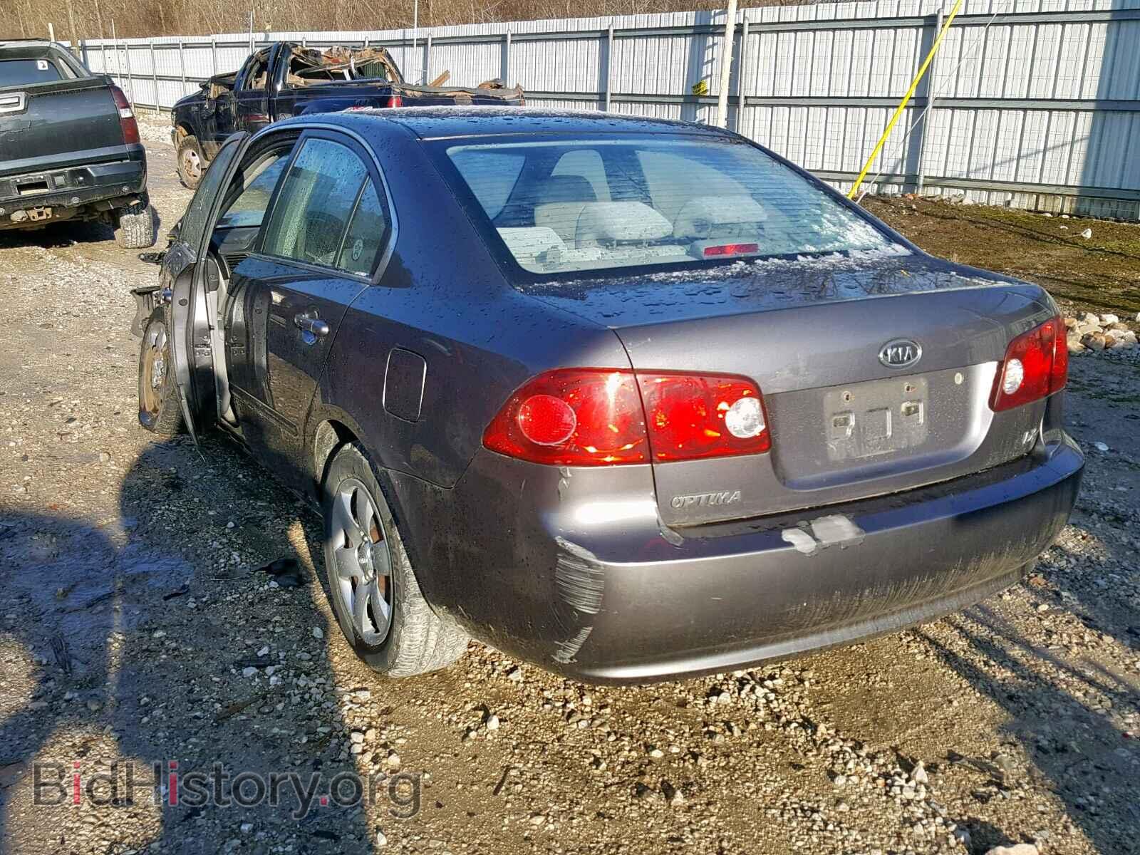 2008 KIA OPTIMA - VIN: KNAGE123785199900 - Photo 3