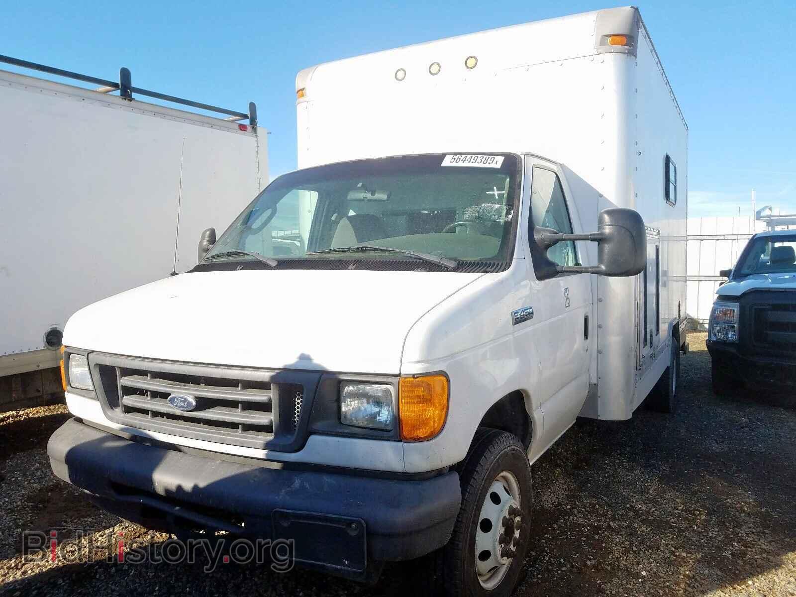 2007 FORD ECONOLINE - VIN: 1FDXE45PX7DA27430 - Фото 2