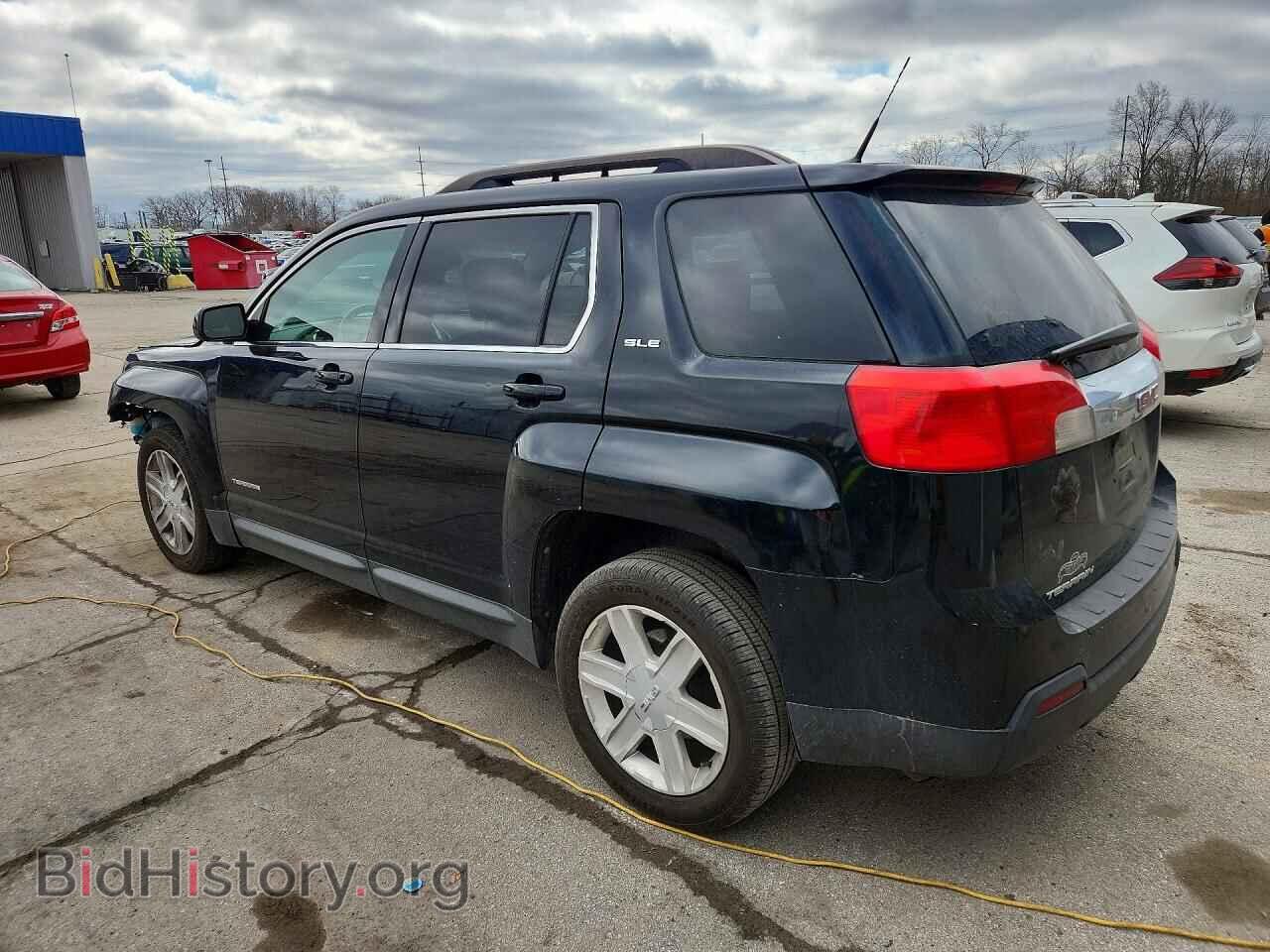 2011 GMC TERRAIN - VIN: 2CTALSEC6B6436490 - Photo 2