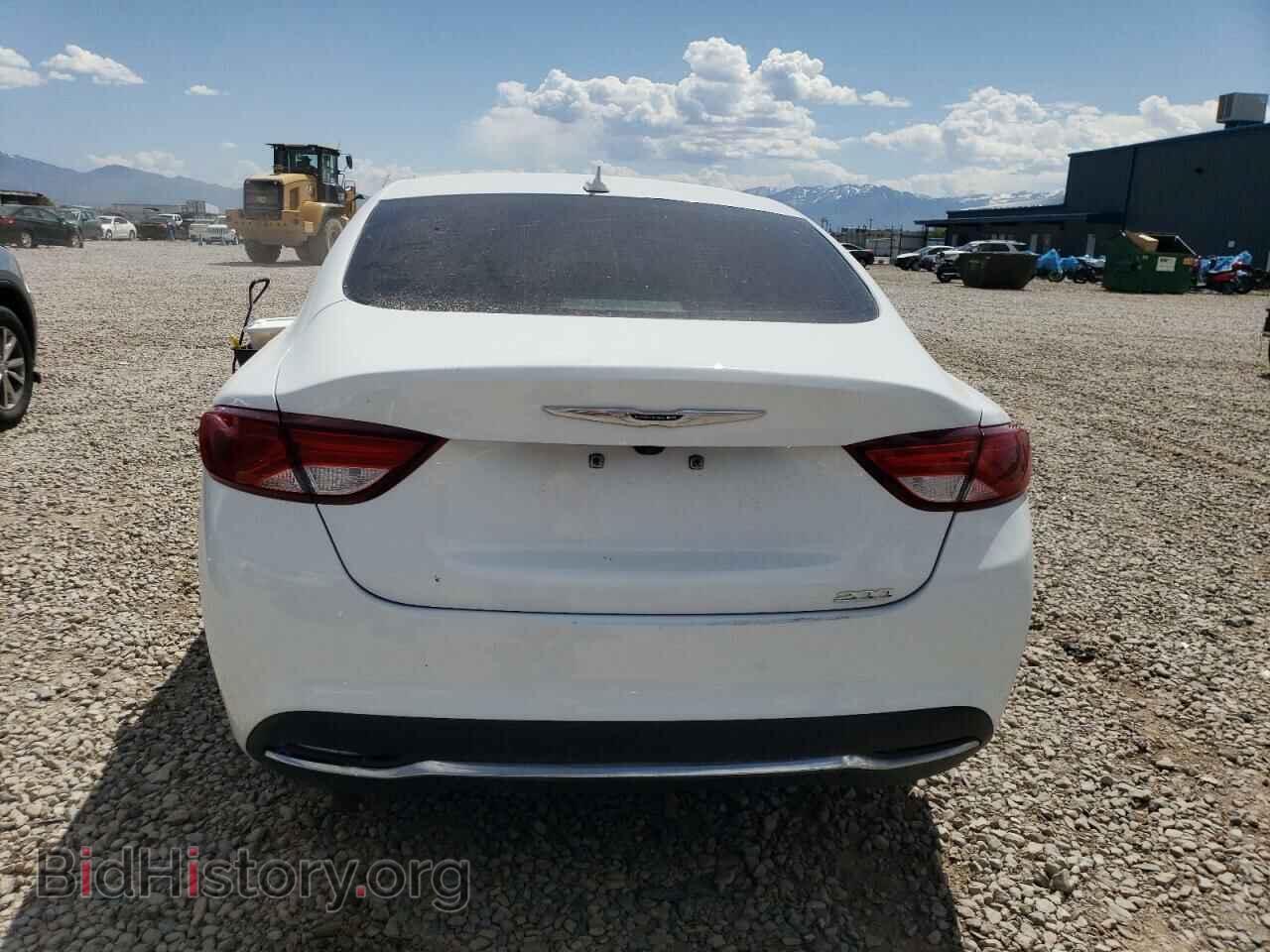 2016 CHRYSLER 200 - VIN: 1C3CCCAB8GN165513 - Фото 6