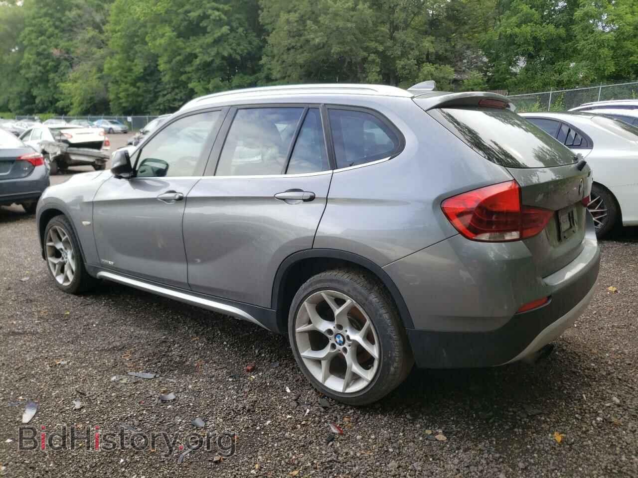 2012 BMW X1 - VIN: WBAVL1C55CVR76130 - Фото 2