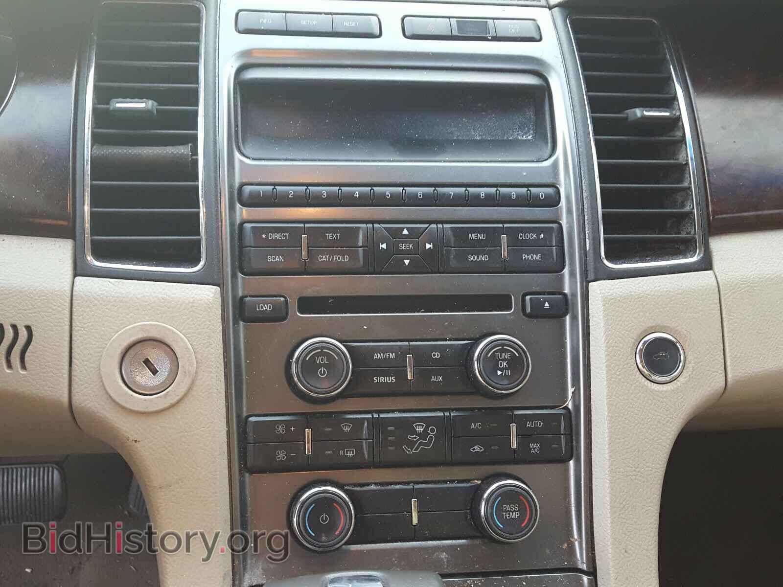 2011 FORD TAURUS - VIN: 1FAHP2FWXBG103786 - Фото 9