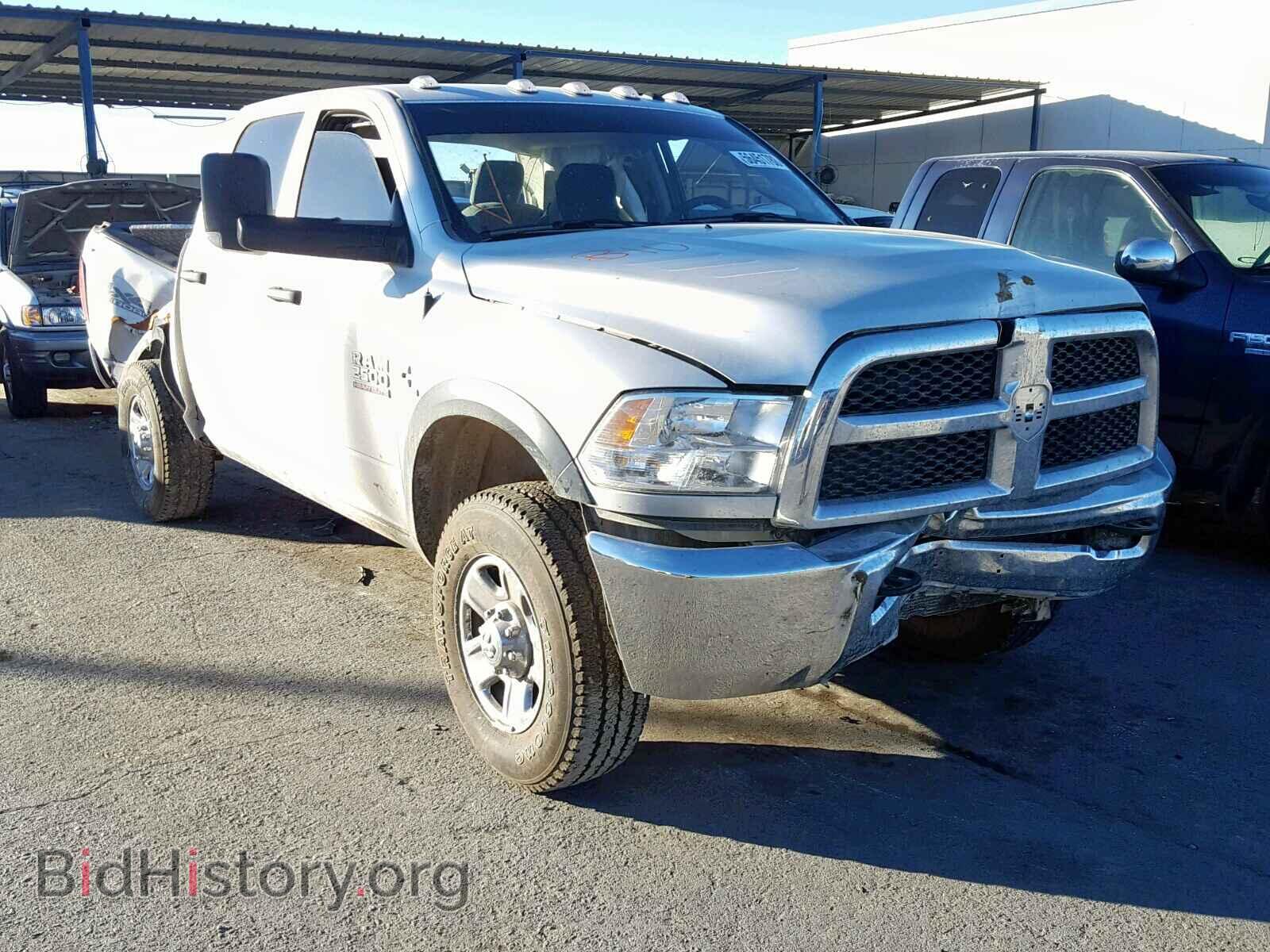 Photo 3C6UR5CL9JG315166 - RAM 2500 ST 2018