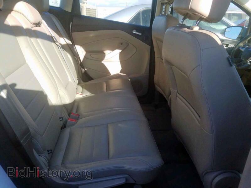 2015 Ford CMAX (VIN 1FADP5CU8FL110879) — photo 6 of 9