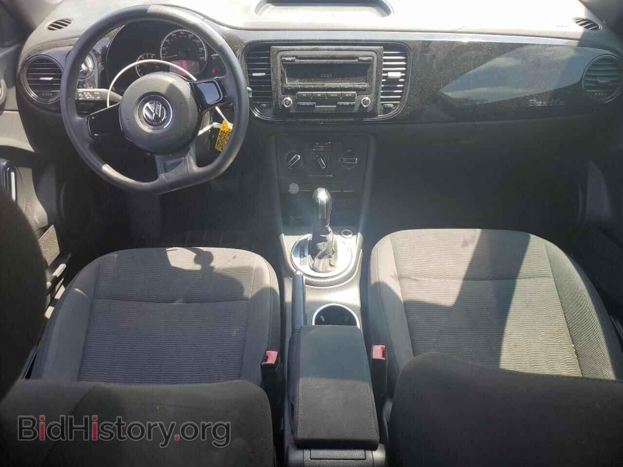 2014 VOLKSWAGEN BEETLE - VIN: 3VWF17AT6EM642071 - Фото 8