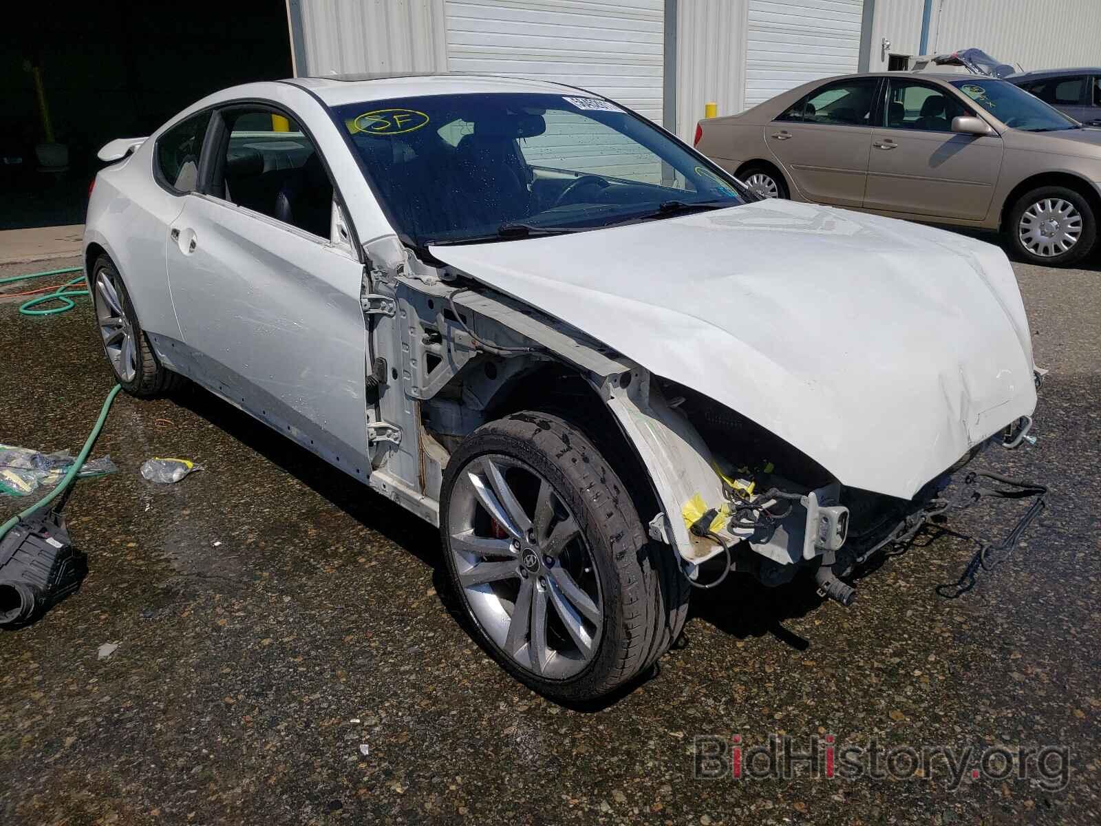 Photo KMHHU6KH8BU049399 - HYUNDAI GENESIS 2011