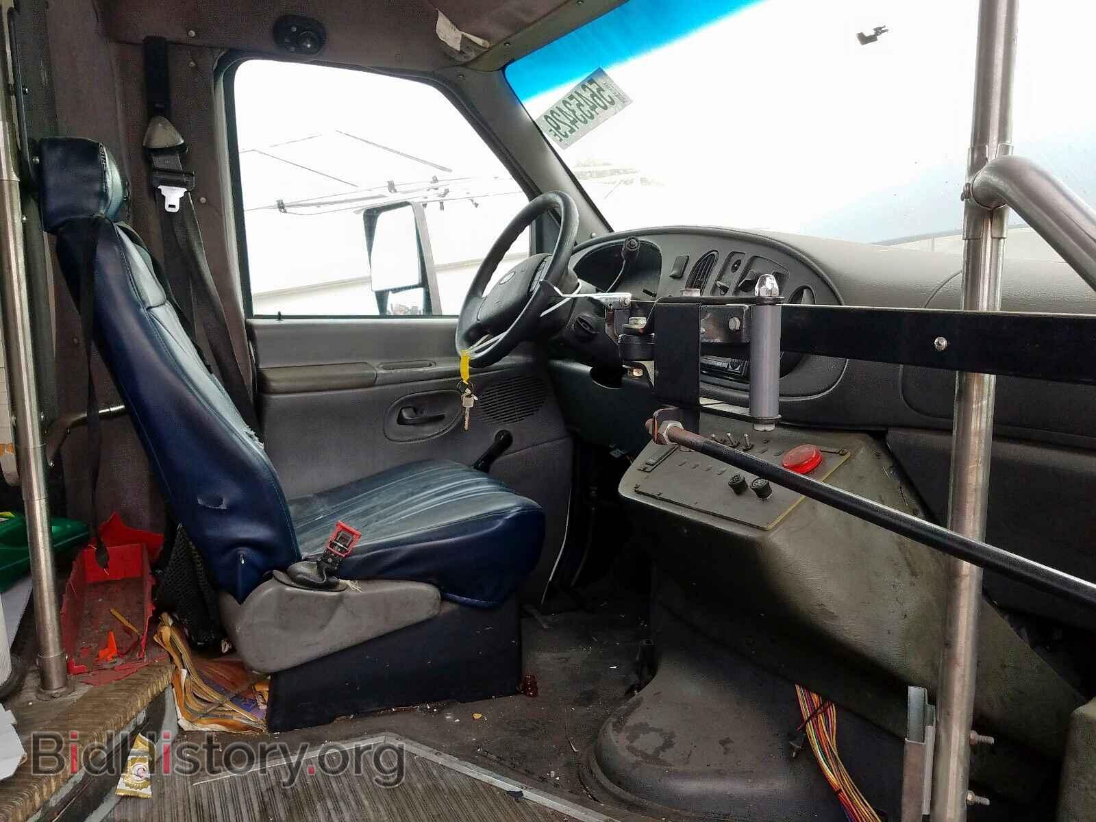 2005 FORD ECONOLINE - VIN: 1FDXE45S45HA60076 - Фото 5