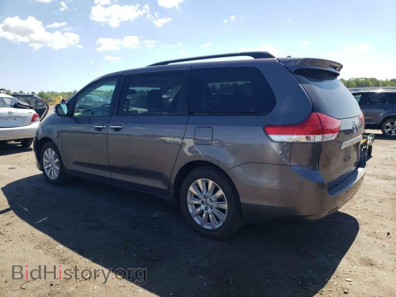 2014 TOYOTA All Models - VIN: 5TDDK3DC1ES093231 - Фото 2