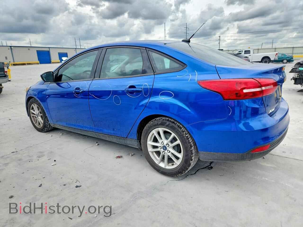 2018 FORD FOCUS - VIN: 1FADP3F25JL292628 - Photo 2