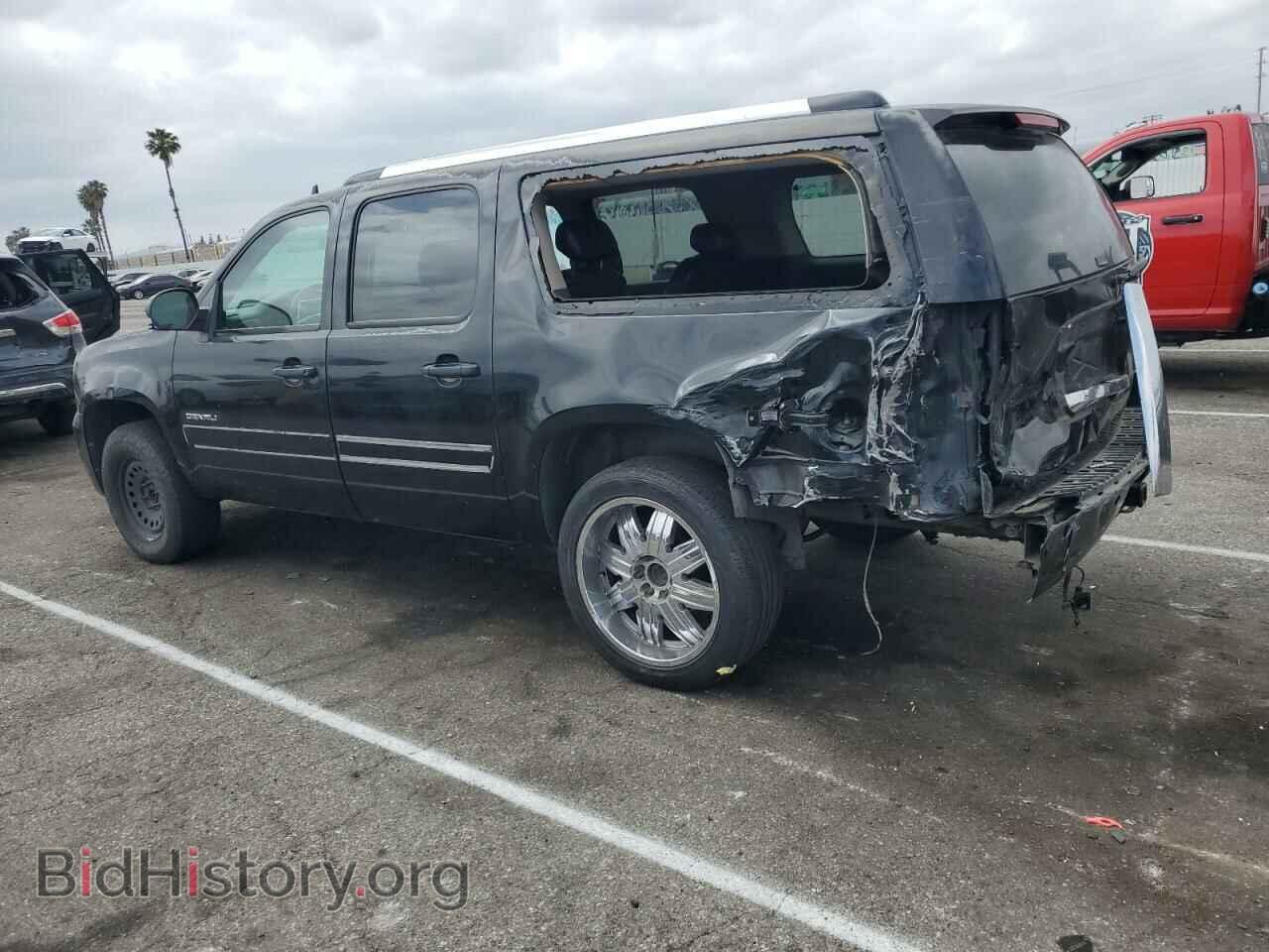 2008 GMC YUKON - VIN: 1GKFC66878J221803 - Фото 2
