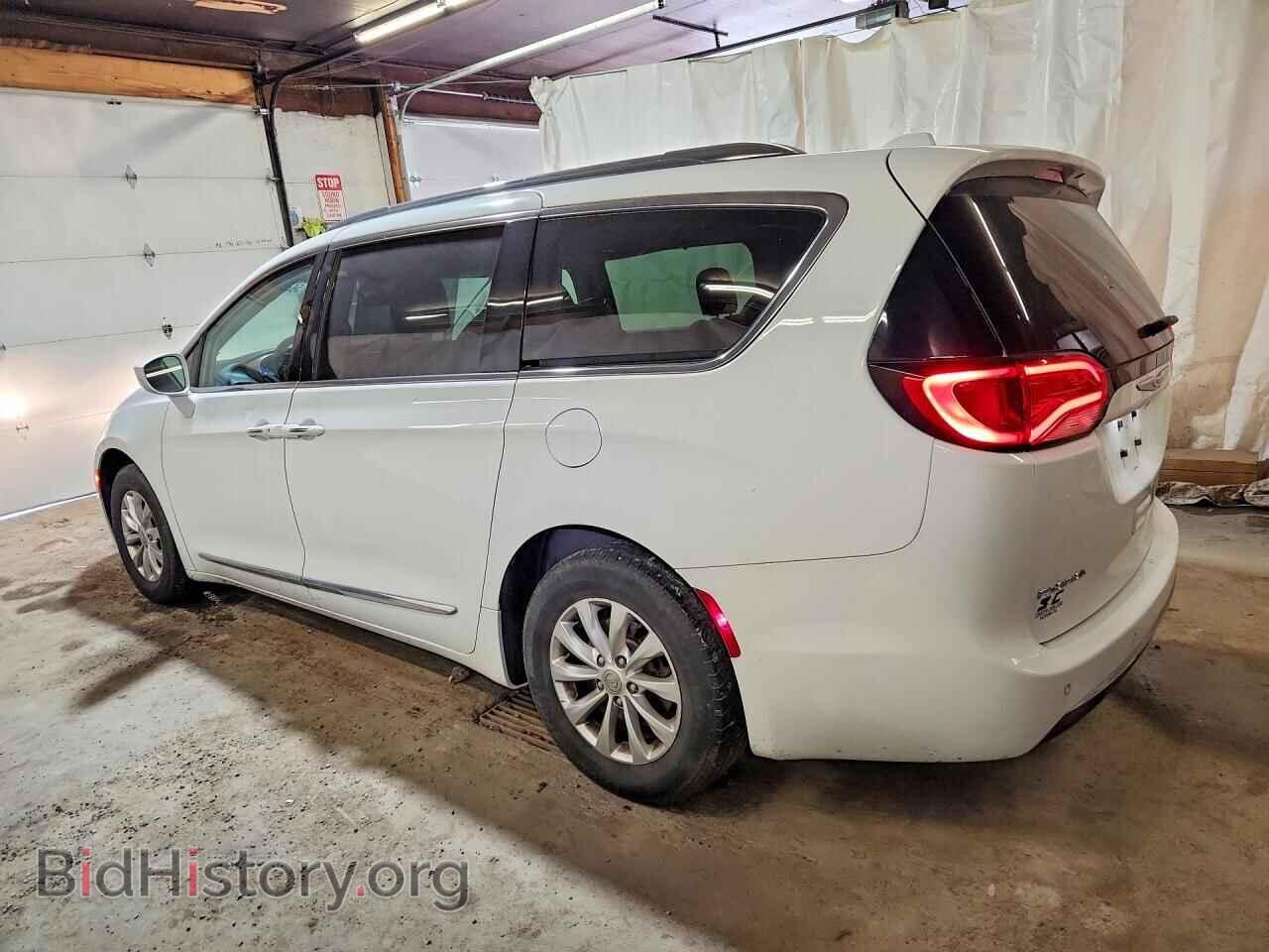 2018 CHRYSLER PACIFICA - VIN: 2C4RC1BG7JR149379 - Фото 2