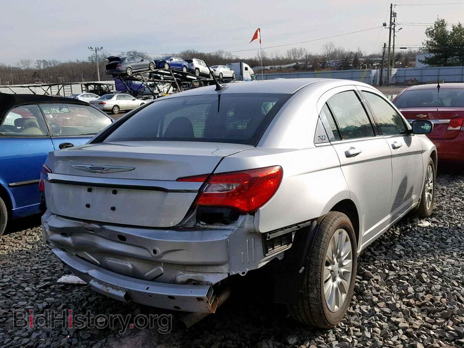 2012 CHRYSLER 200 - VIN: 1C3CCBAB9CN302981 - Фото 4