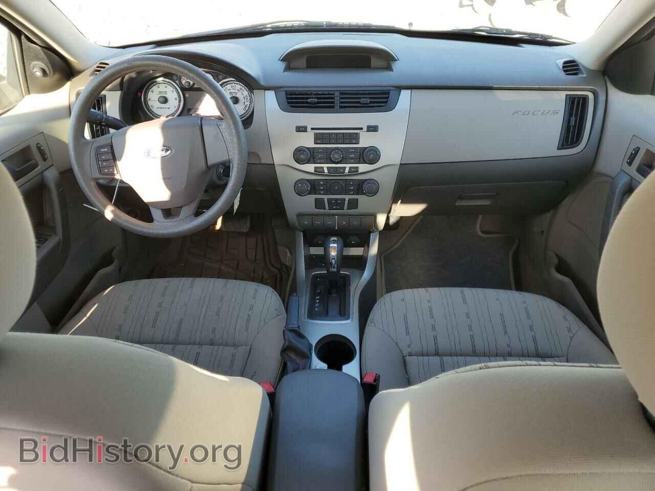 2011 FORD FOCUS - VIN: 1FAHP3FN0BW161702 - Фото 8