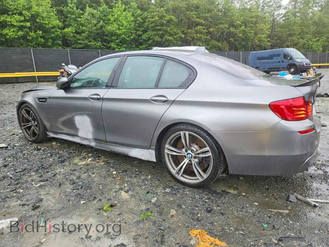 2013 BMW M5 - VIN: WBSFV9C56DD095906 - Photo 2