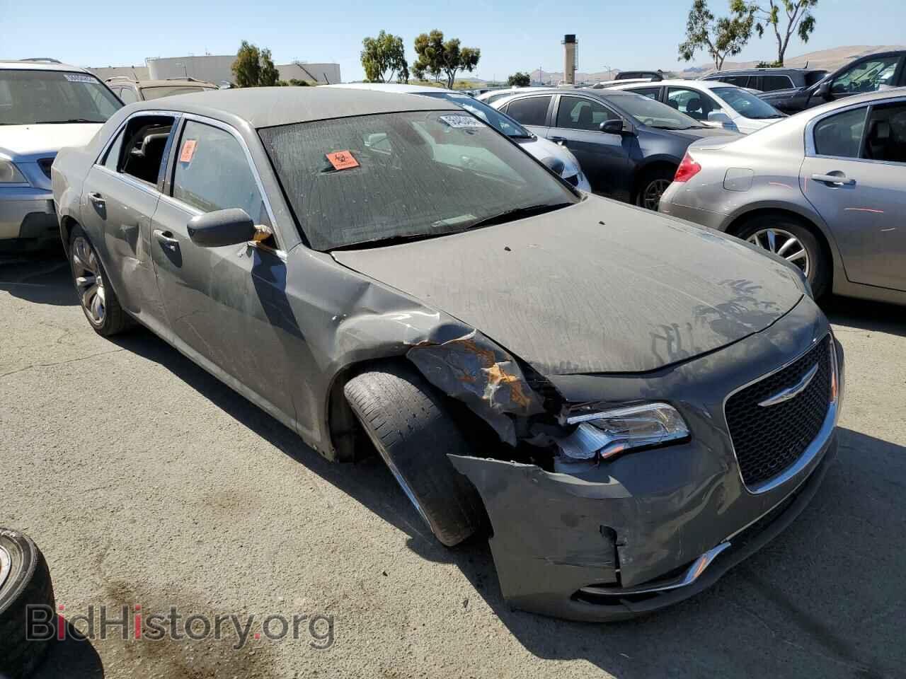 2017 CHRYSLER 300 - VIN: 2C3CCAAG1HH647041 - Фото 4