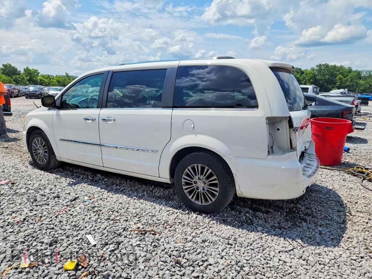 2011 CHRYSLER MINIVAN - VIN: 2A4RR6DG9BR500281 - Photo 2