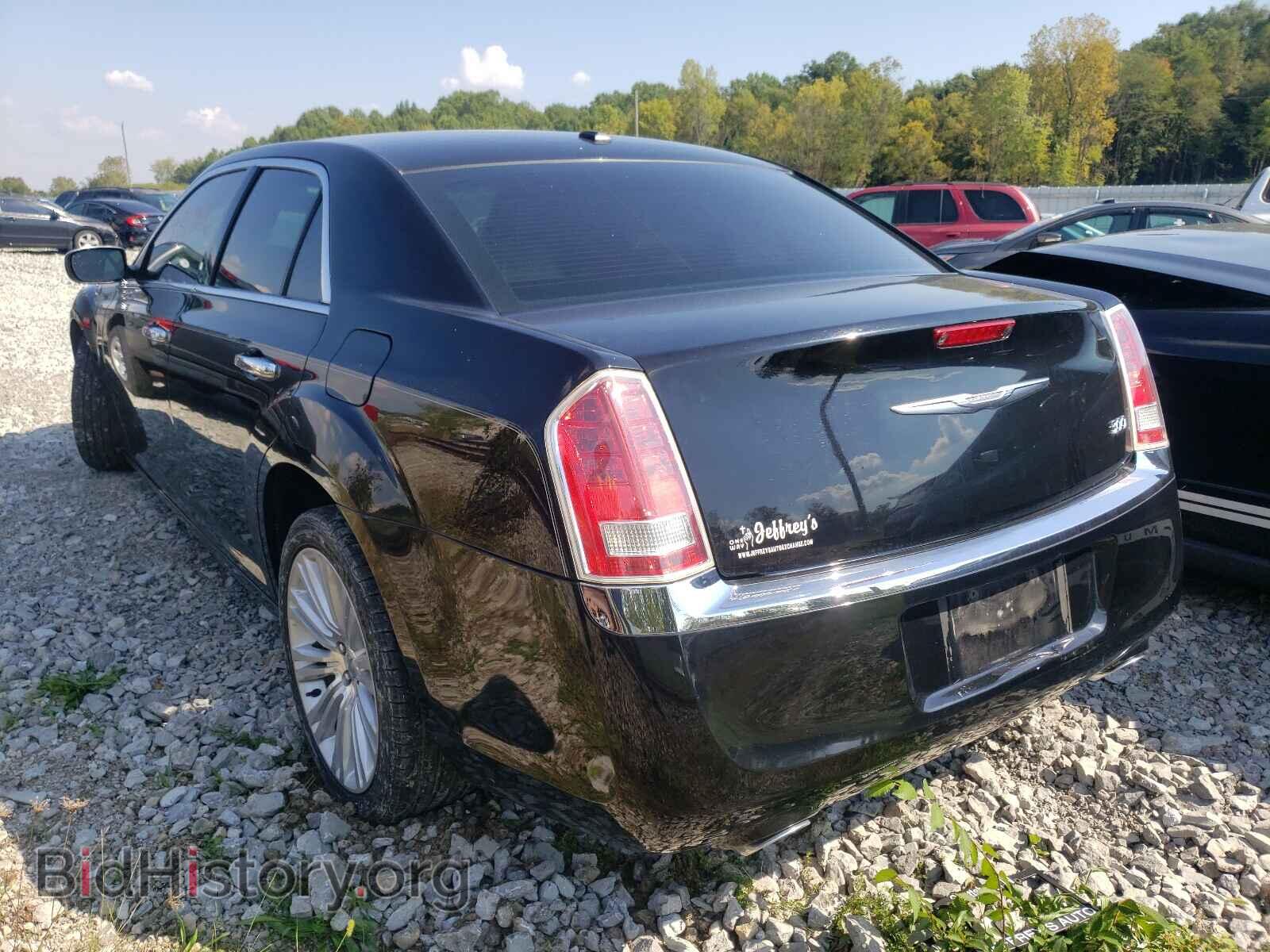 2011 CHRYSLER 300 - VIN: 2C3CA5CG4BH598936 - Фото 3