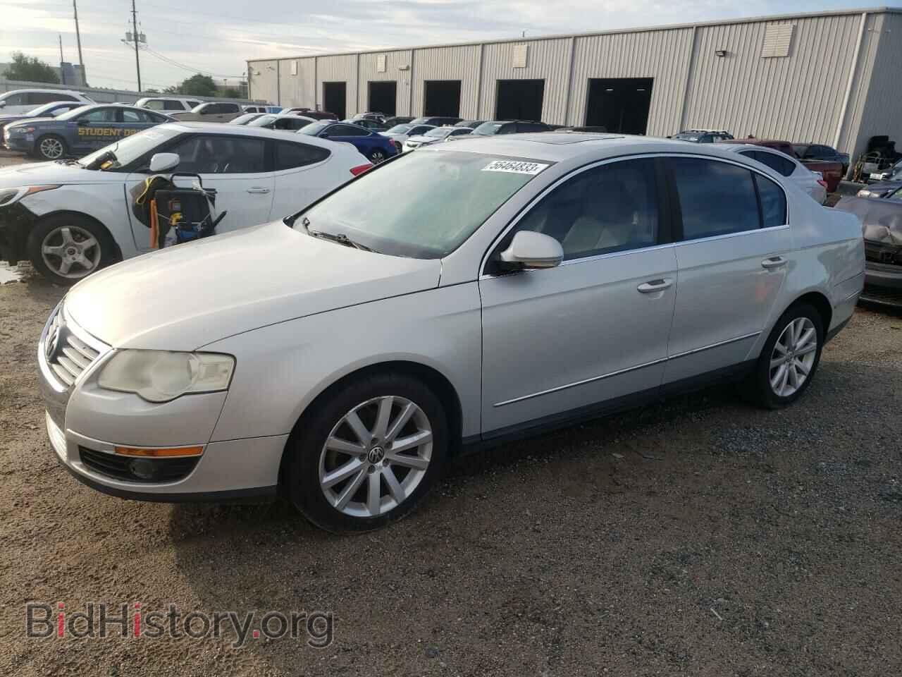 Photo WVWJK7ANXAE069462 - VOLKSWAGEN PASSAT 2010