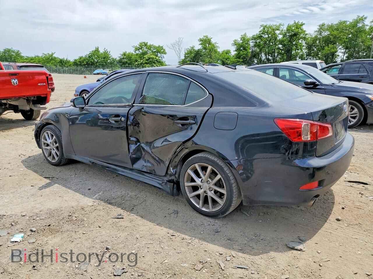 2011 LEXUS IS - VIN: JTHCF5C26B5044868 - Photo 2