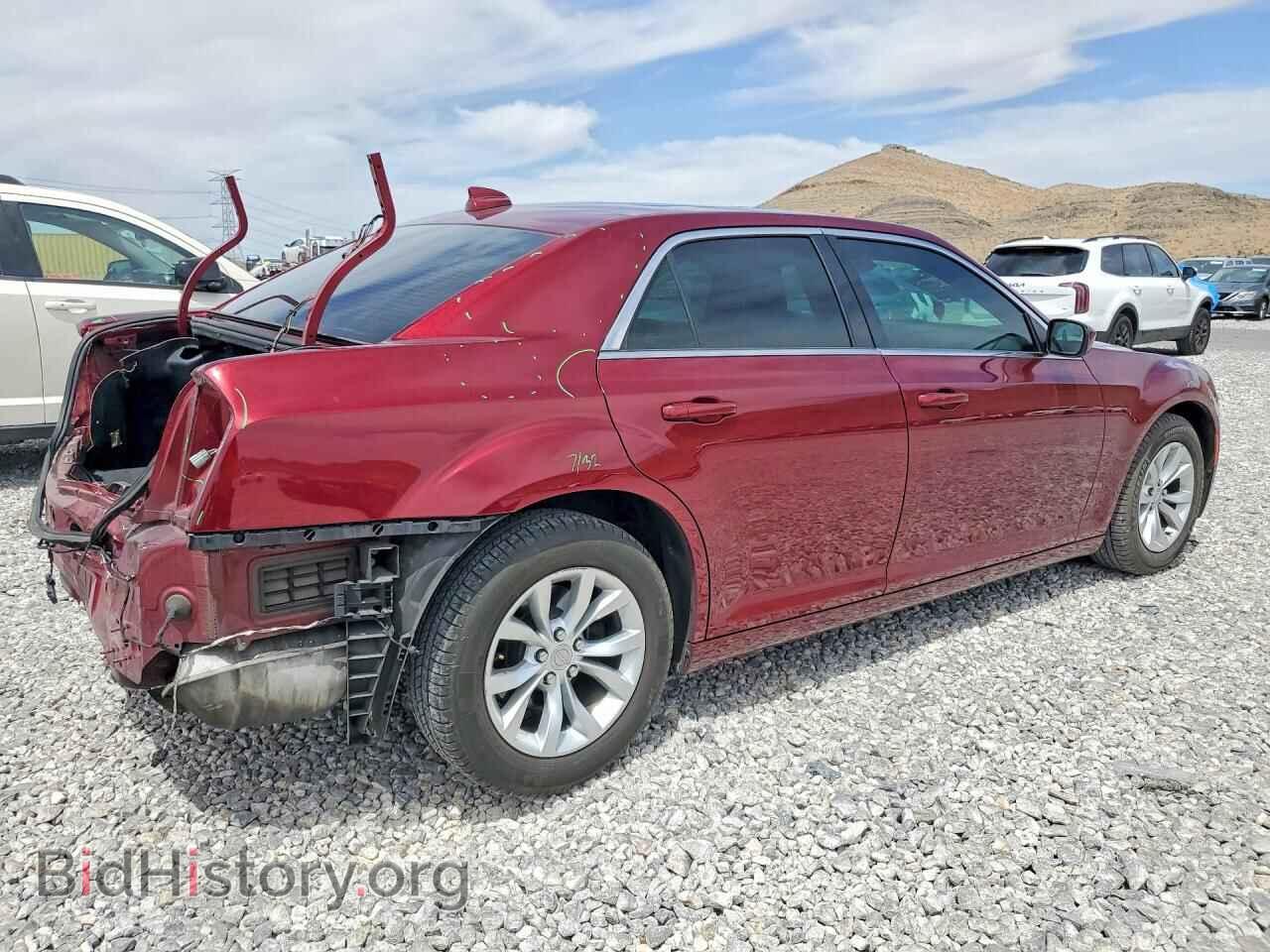 2016 CHRYSLER 300 - VIN: 2C3CCAAG7GH260671 - Фото 3
