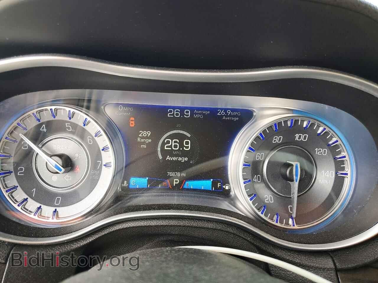2016 CHRYSLER 300 - VIN: 2C3CCAAG7GH260671 - Фото 9