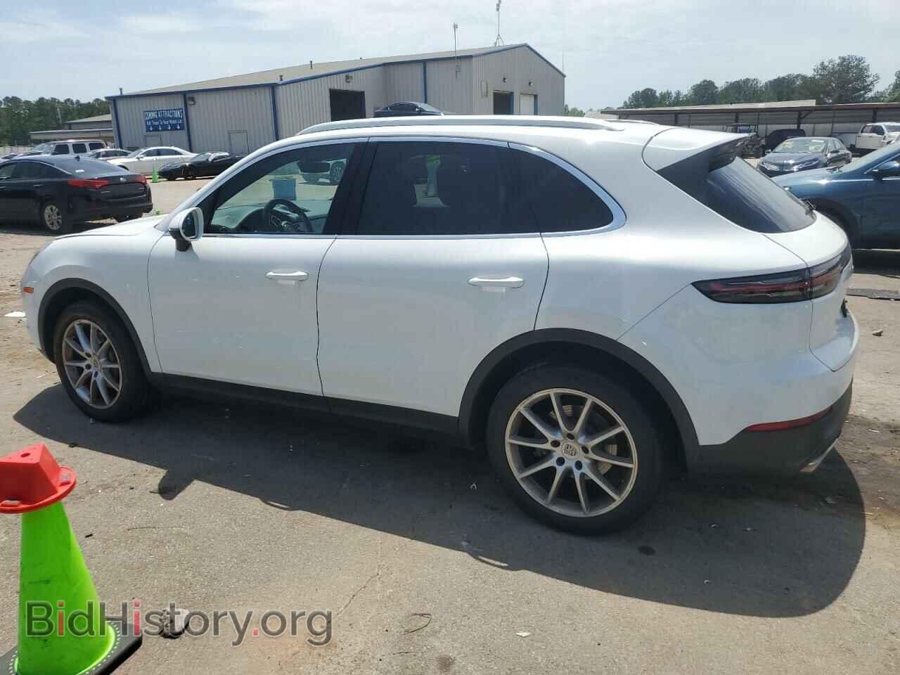 2019 PORSCHE CAYENNE - VIN: WP1AA2AY9KDA16564 - Фото 2