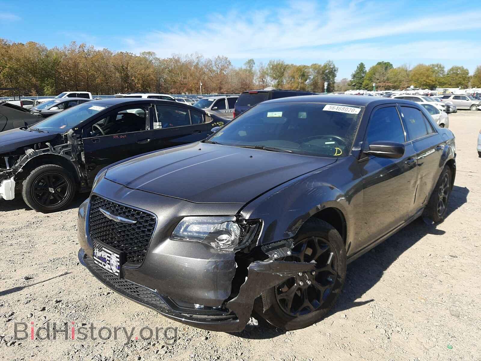 2019 CHRYSLER 300 - VIN: 2C3CCAGG7KH640528 - Фото 2