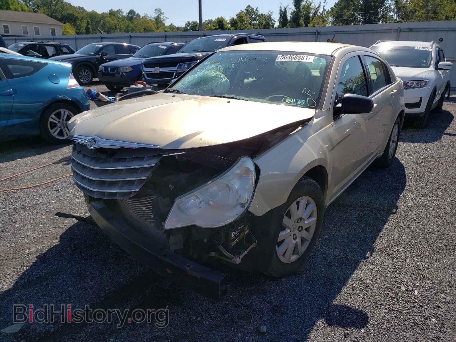 2010 CHRYSLER SEBRING - VIN: 1C3CC4FB1AN117180 - Фото 2