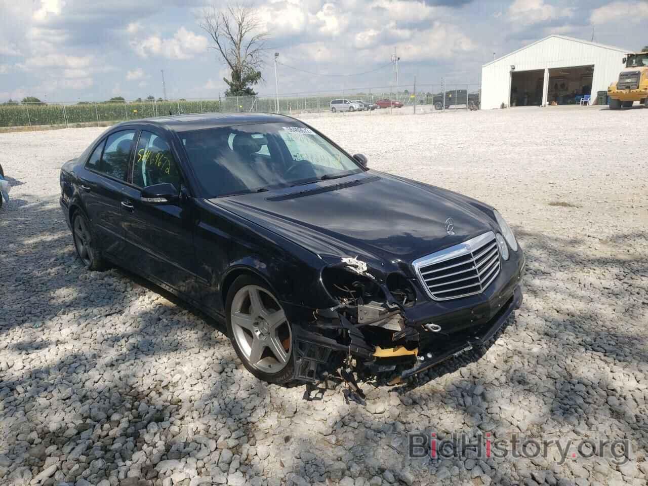 Photo WDBUF56X89B407551 - MERCEDES-BENZ E-CLASS 2009