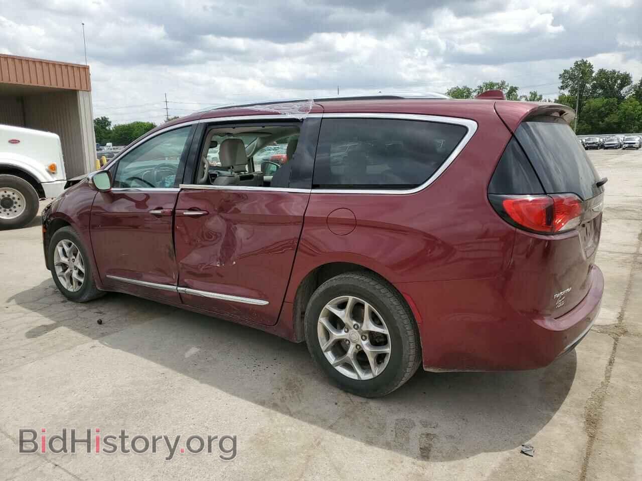 2017 CHRYSLER PACIFICA - VIN: 2C4RC1GG1HR704717 - Photo 2