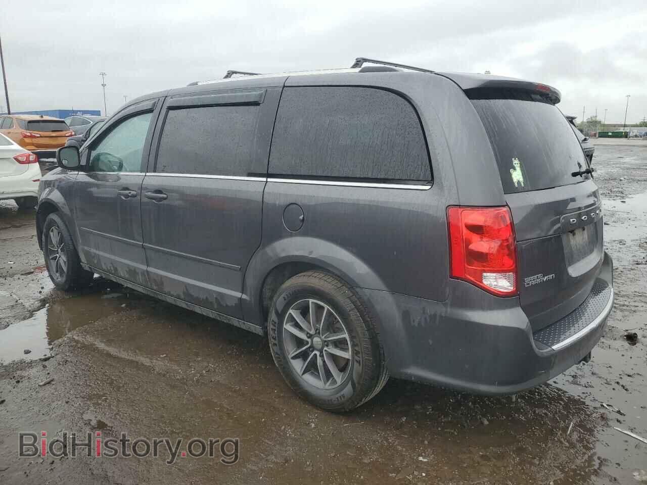 2017 DODGE CARAVAN - VIN: 2C4RDGCG3HR828378 - Фото 2