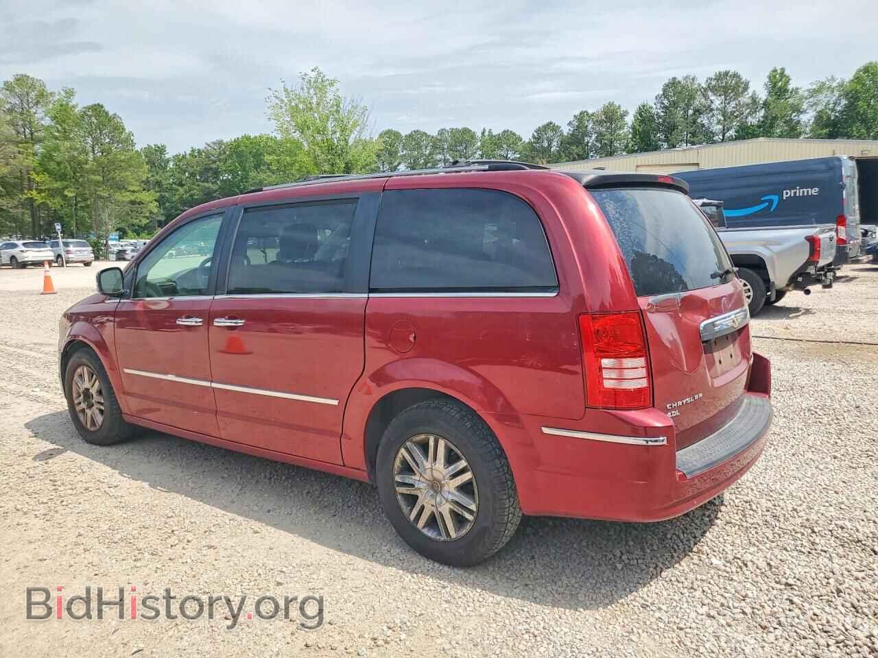 2010 CHRYSLER MINIVAN - VIN: 2A4RR7DX2AR421992 - Photo 2