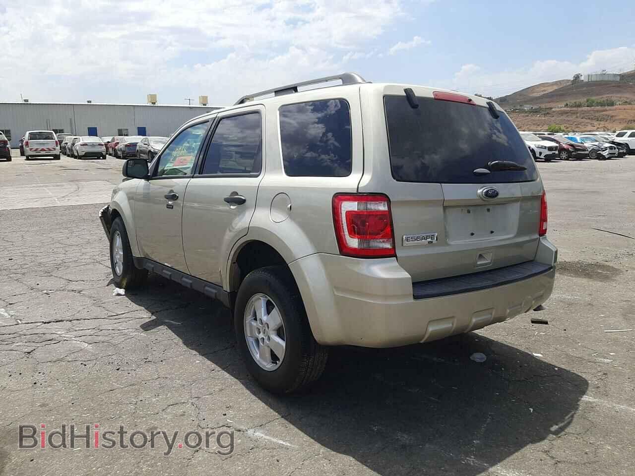 2012 FORD ESCAPE - VIN: 1FMCU0D72CKC08975 - Фото 3