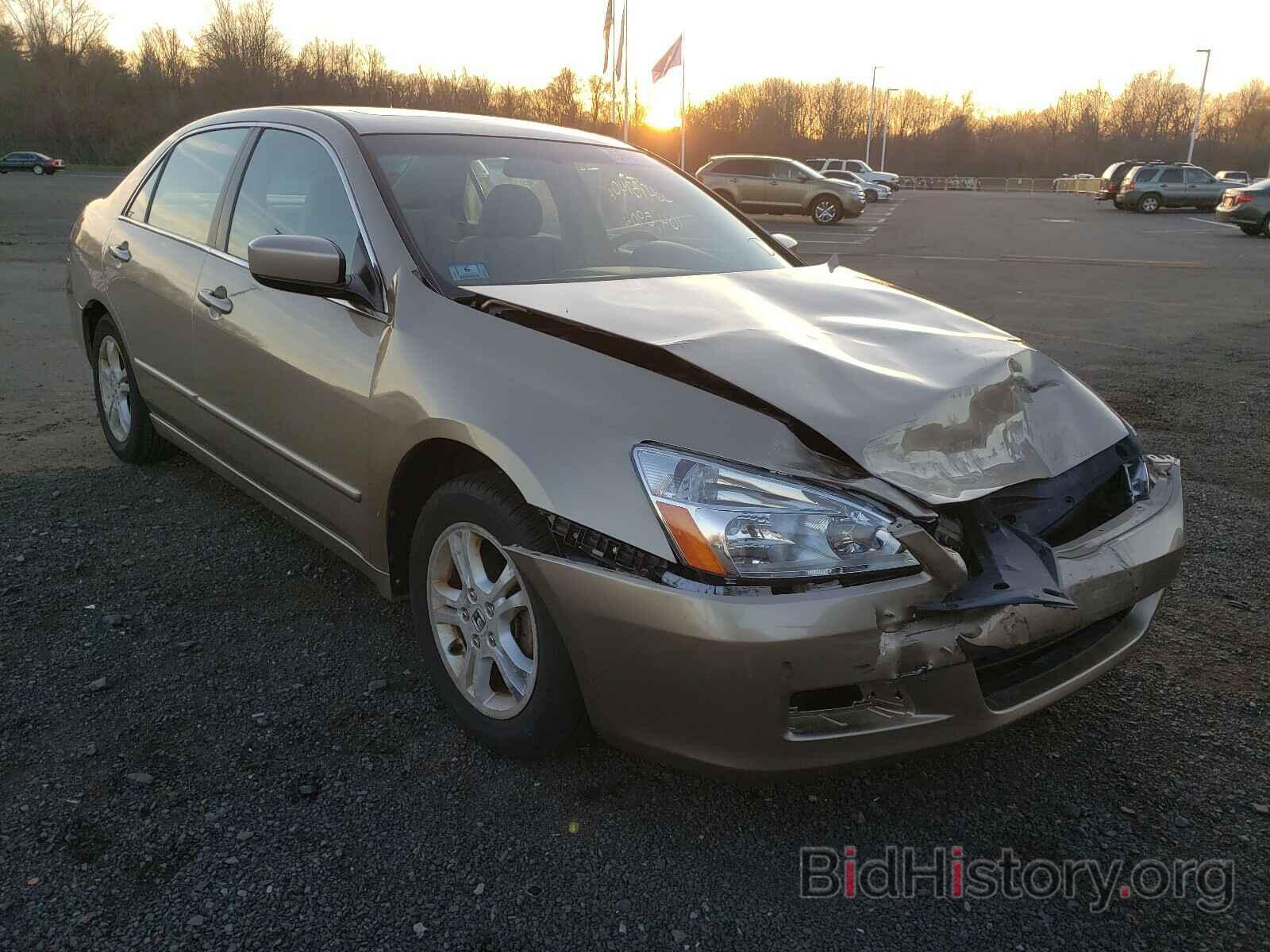 Photo 1HGCM567X6A148938 - HONDA ACCORD 2006