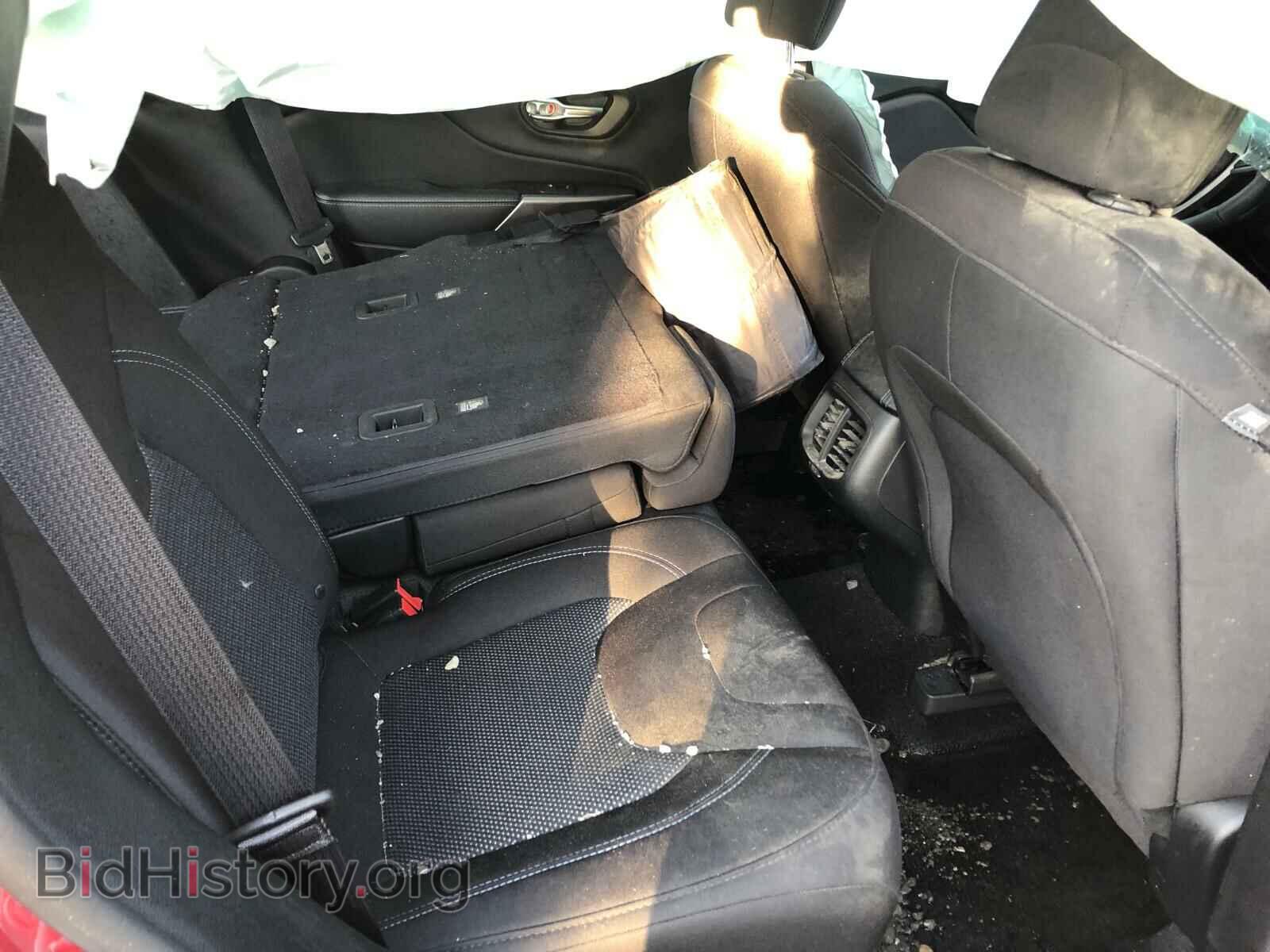 2019 JEEP CHEROKEE - VIN: 1C4PJMAX3KD228469 - Фото 6