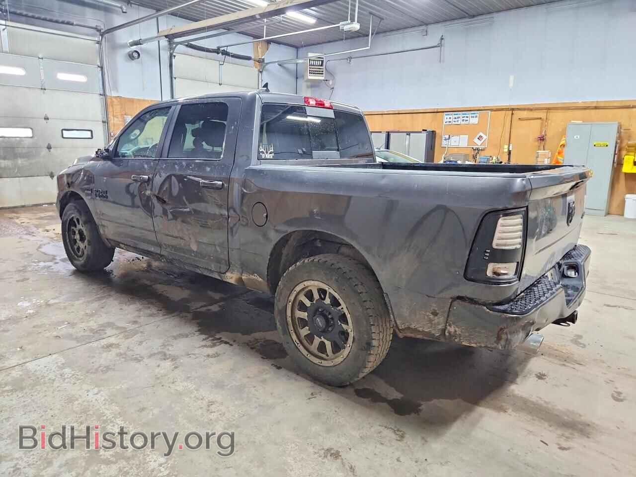 2018 RAM 1500 - VIN: 1C6RR7MT6JS285262 - Photo 2
