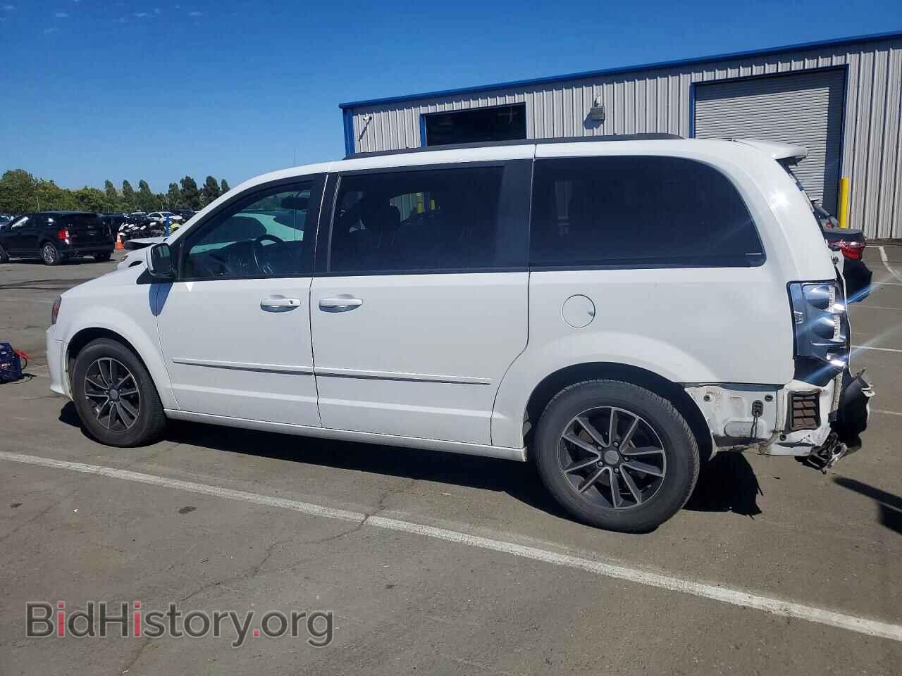 2017 DODGE CARAVAN - VIN: 2C4RDGEG8HR847943 - Photo 2