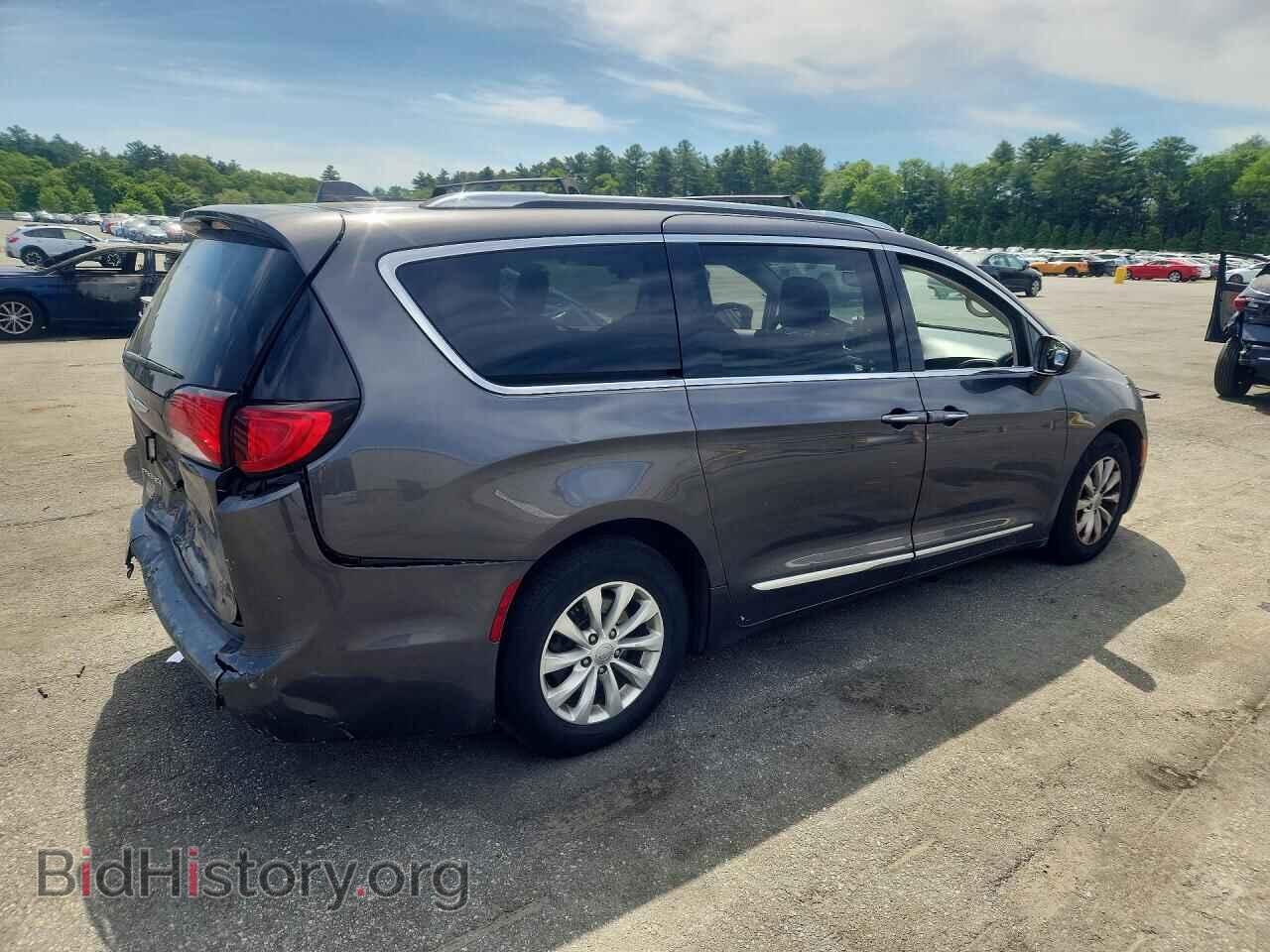 2019 CHRYSLER PACIFICA - VIN: 2C4RC1BG9KR738502 - Photo 3